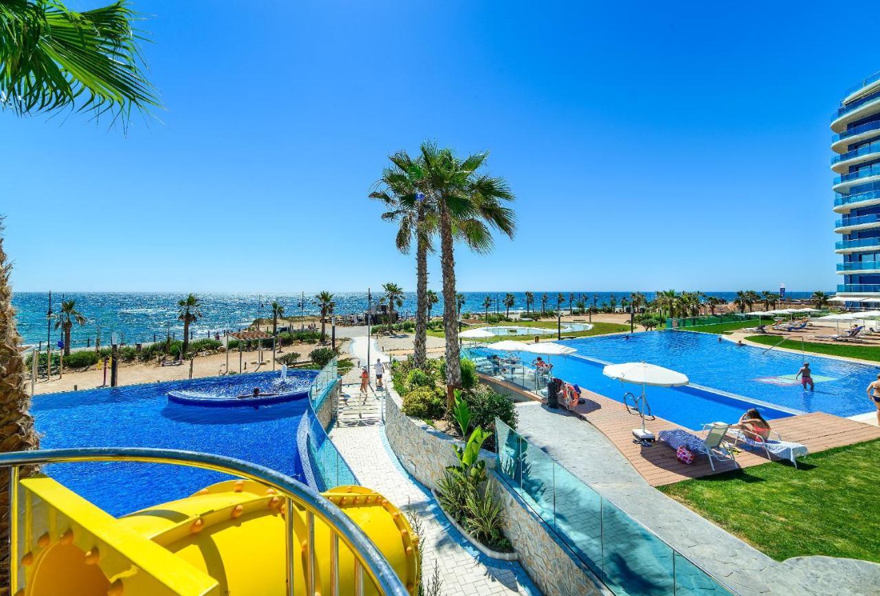 Apartamento En Sea Senses Freya Torrevieja Exterior foto